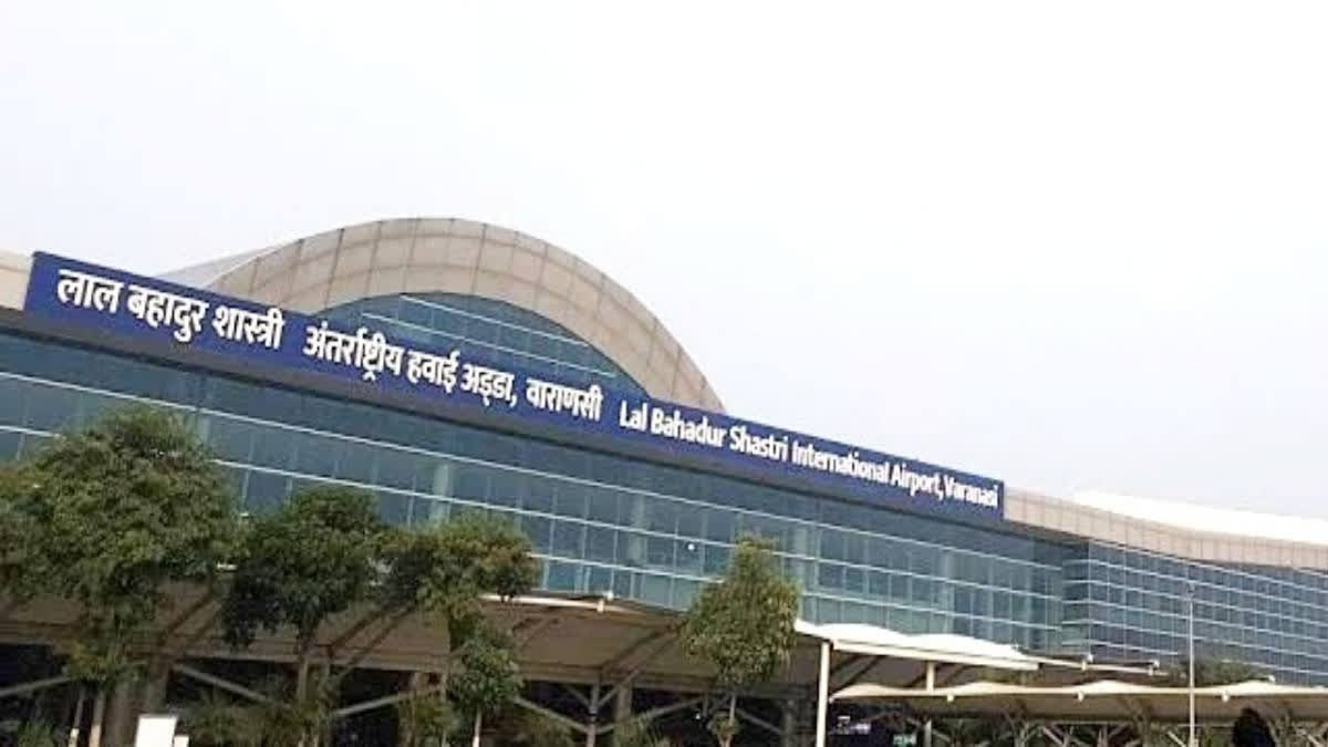 Varanasi Airport arrival gate key went missing Passengers waits for 30 minute