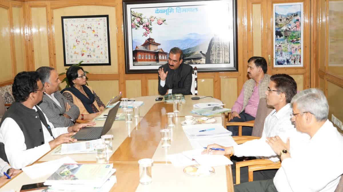 CM SUKHU MEETING WITH OFFICERS