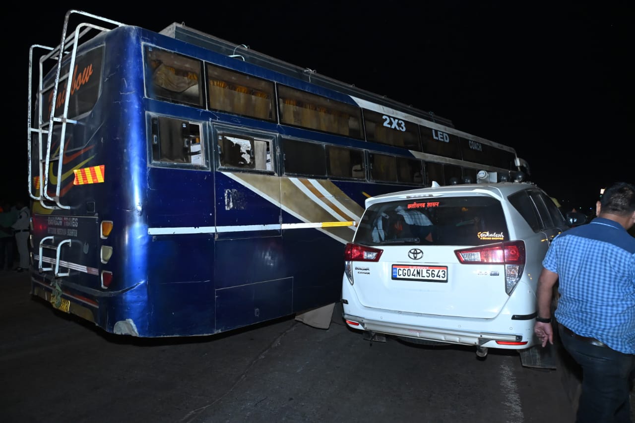 Balodabazar road accident