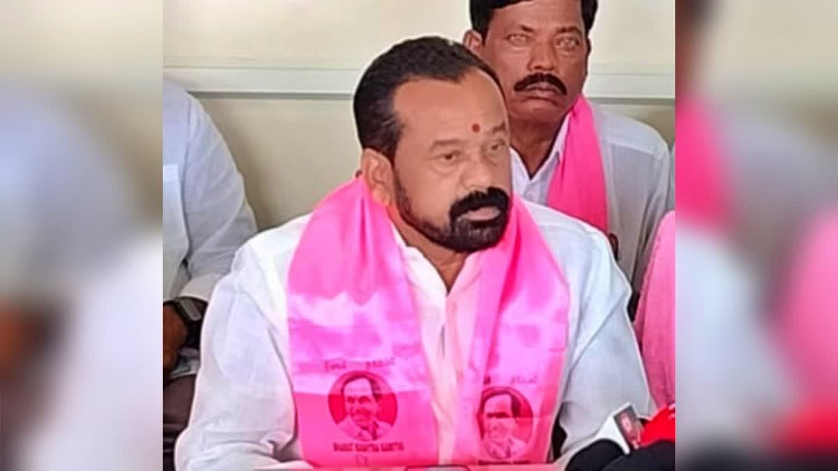 KCR Assured BRS Stand by Sampath Reddy Family