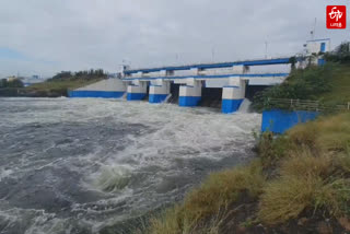 excess water release increased in chembarambakkam lake in Chennai