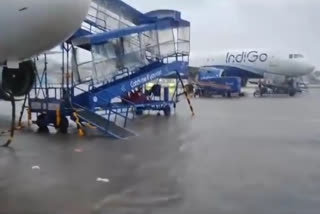 Chennai Airport closed for Cyclone Michaung