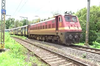 Railway Engine Fail in Kasara