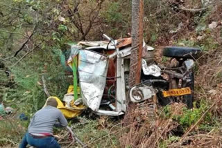 At least six people died and six others were injured after the vehicle in which they were travelling fell into a gorge in Himachal Pradesh's Shimla on Monday morning, the police said. The incident took place near Sunni in the district. The mishap took place in Kadharghat when the driver of the pickup truck carrying 12 labourers hailing from Jammu and Kashmir lost control of the vehicle, the police said.