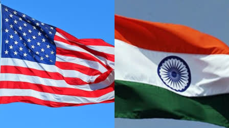 India US flags