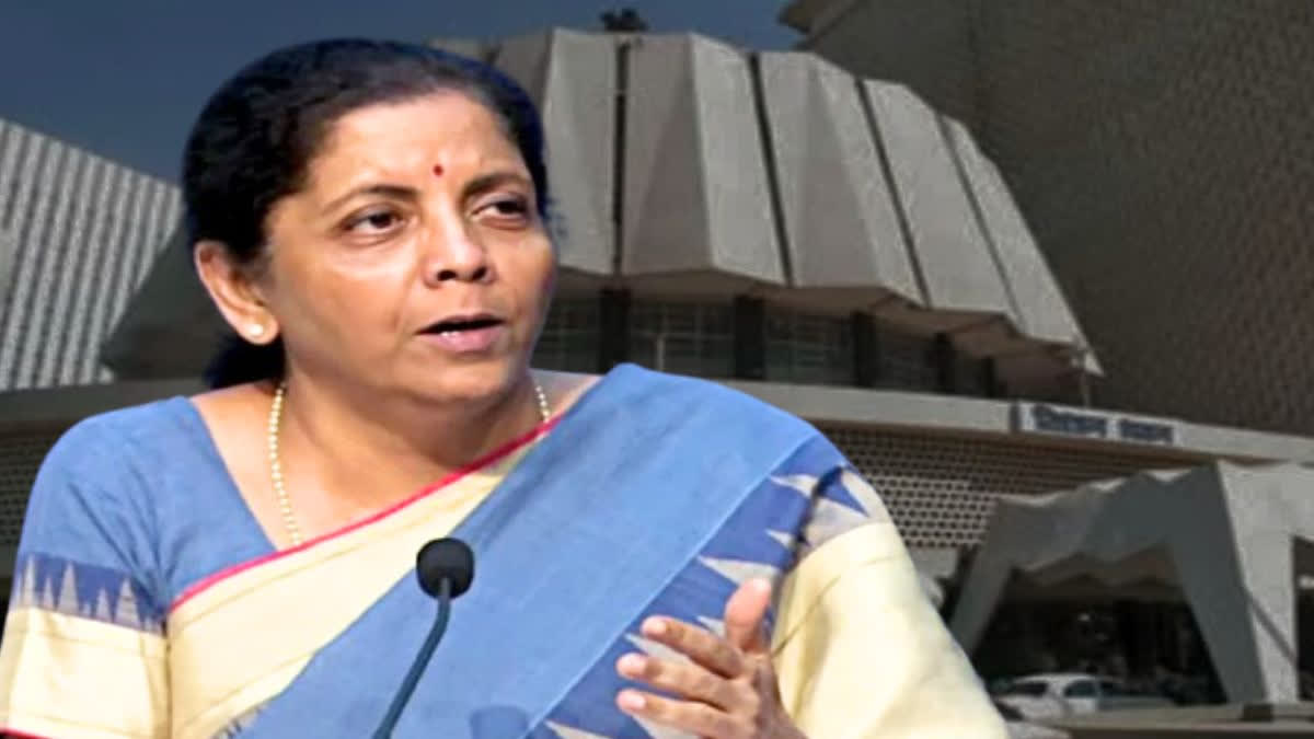 Nirmala Sitharaman Reaches Mumbai