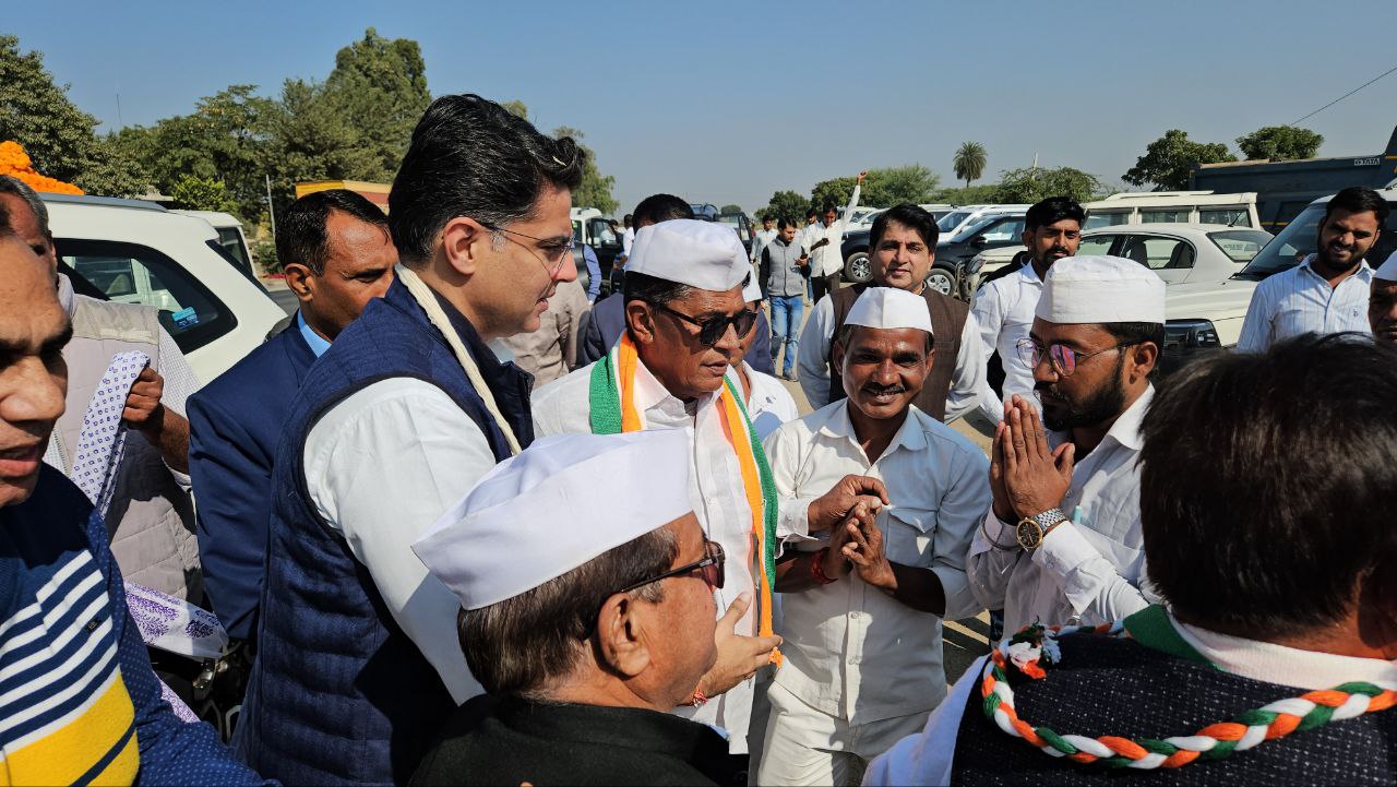 Congress leader Sachin Pilot welcomed by workers in Tonk, Rajasthan