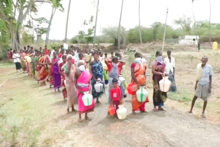 Womens Water Demanding Protest In Nagapattinam