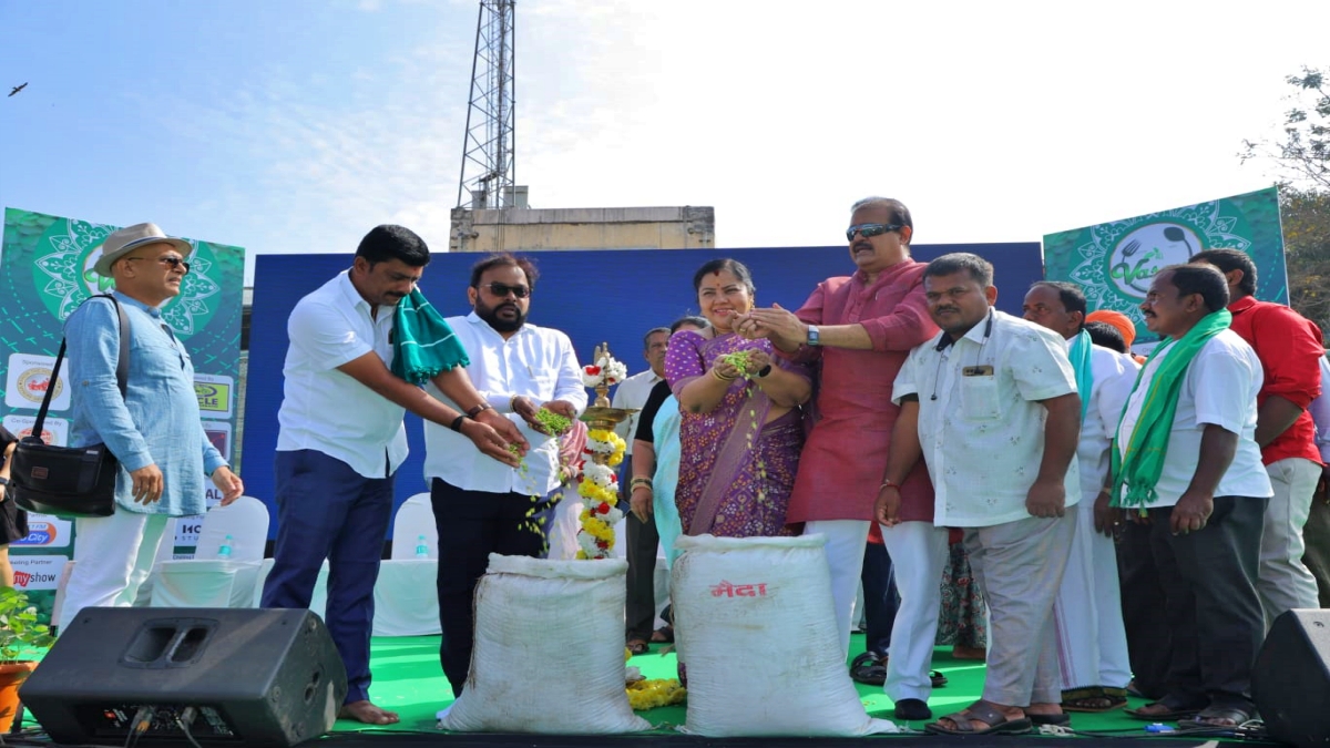 T Saravan inaugurated avare crop mela