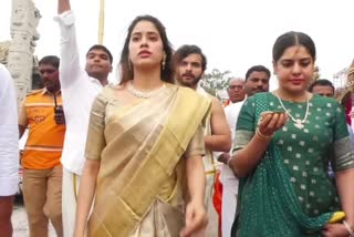 Janhvi_Kapoor_Visited_Tirumala