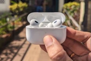 Man finds his lost AirPods days after it went missing in Kerala(Photo: X@niquotein)