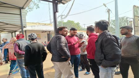 http://10.10.50.75//jharkhand/05-January-2024/jh-loh-03-yuwakatmhatya-pkg-jh10011_05012024162519_0501f_1704452119_256.jpg