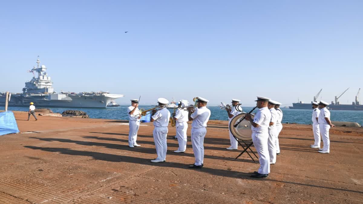 Charles De Gaulle arrives india