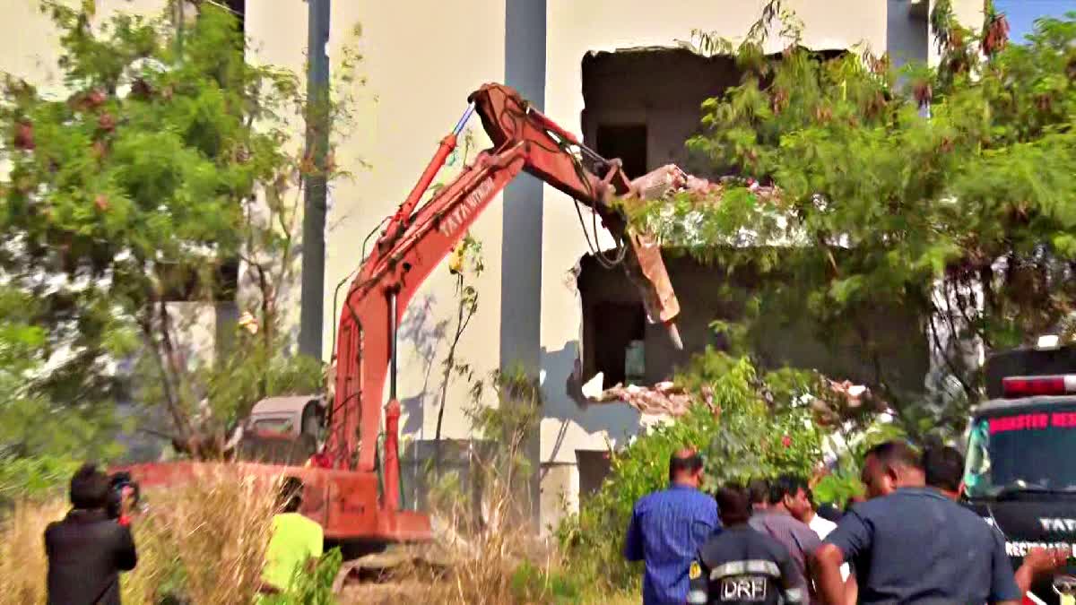 Hydra Demolitions at Madhapur