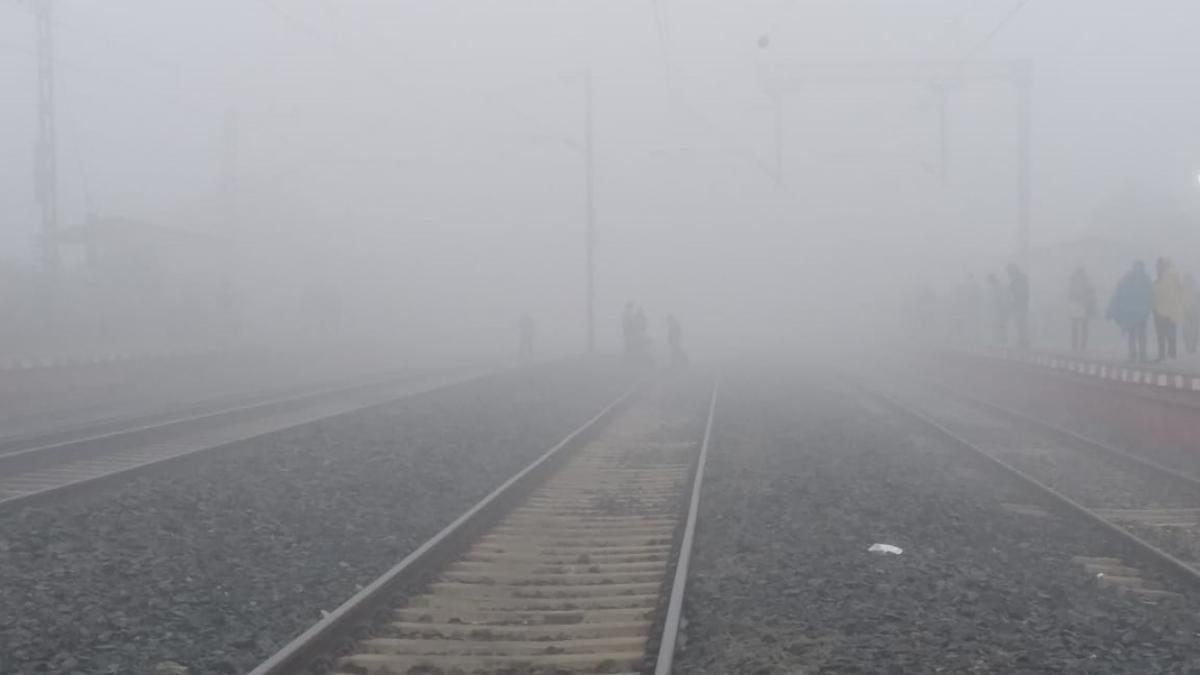 MANY TRAINS LATE IN BIHAR