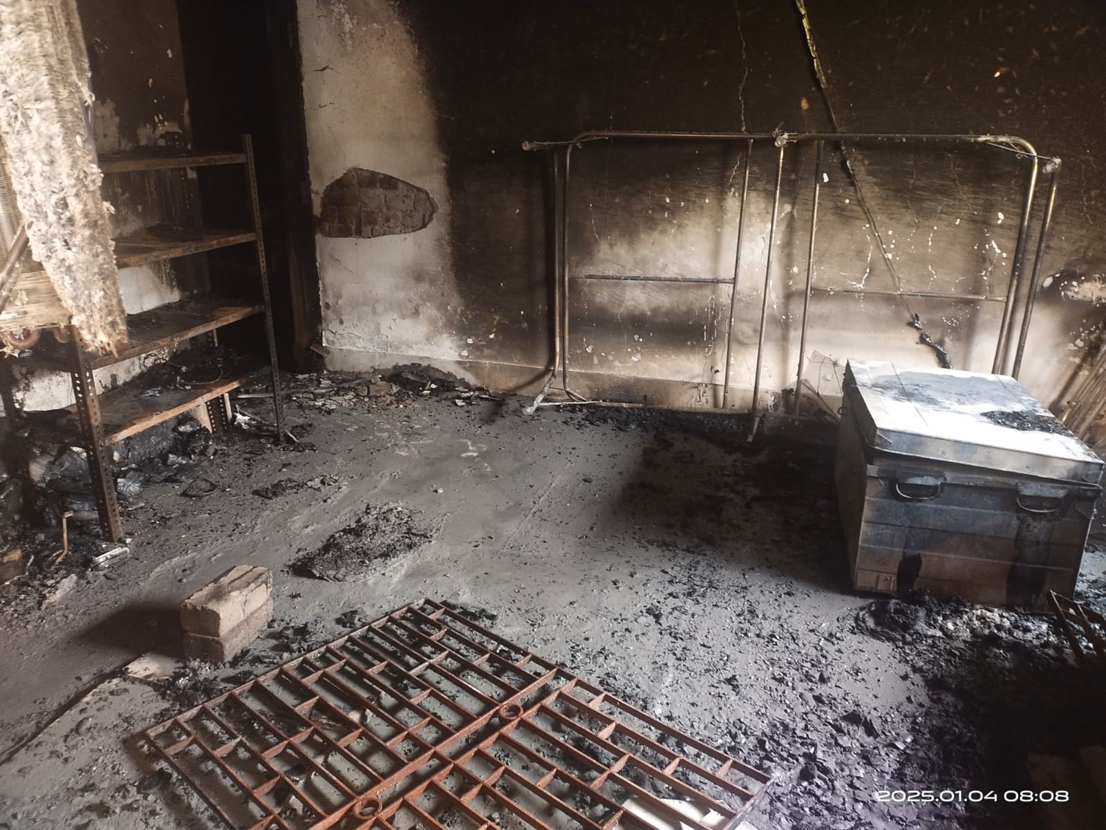 Burglars Set Fire To House