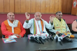 Pravin Togadia addresses the media in Dehradun (Source ETV Bharat)