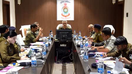 MP CG And Maharashtra Police Meeting