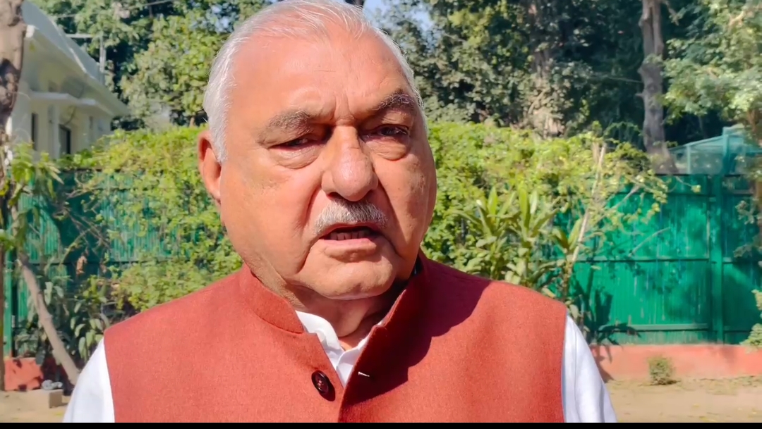 BJP will contest Municipal Corporation City Council elections in Haryana on symbol Congress still confused Nayab Singh saini Bhupinder Singh Hooda