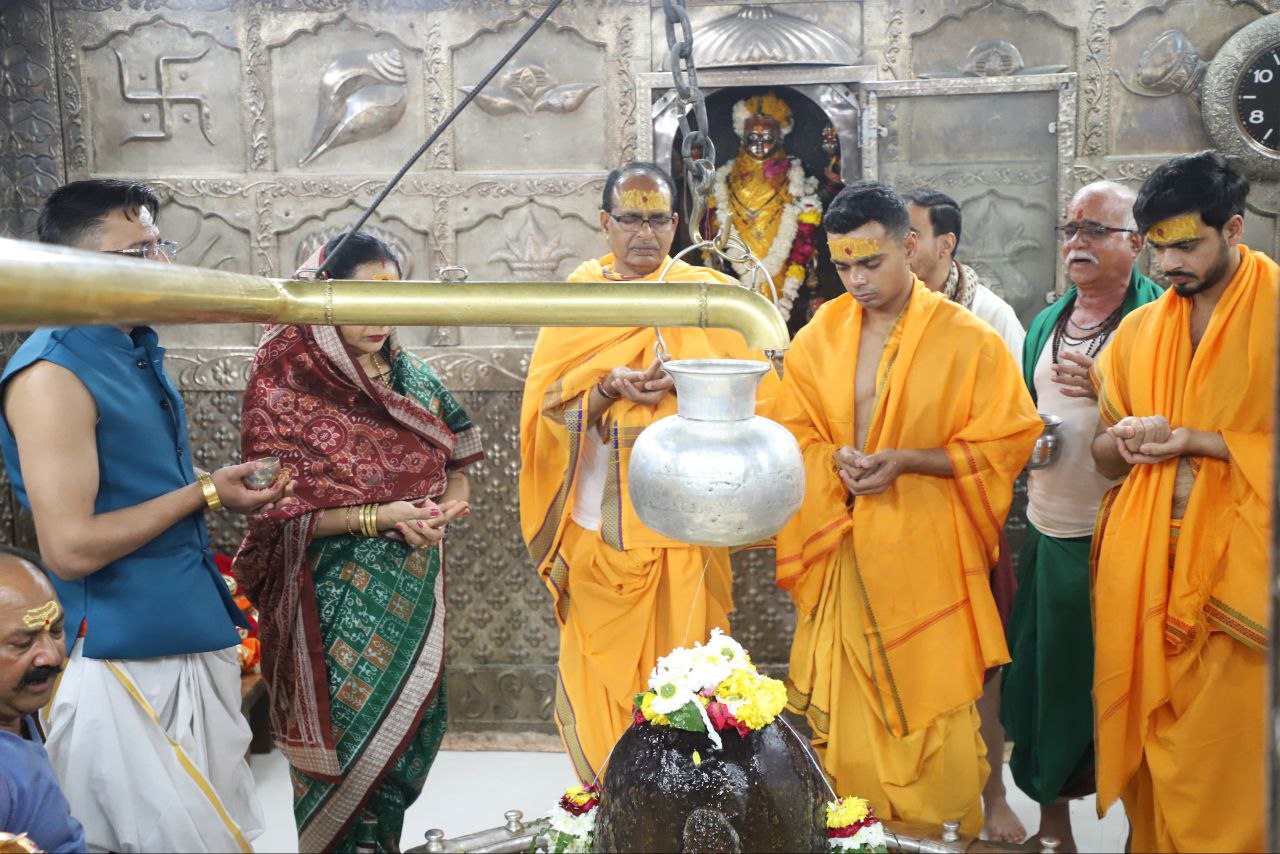 Shivraj Singh Visit Mahakal Temple