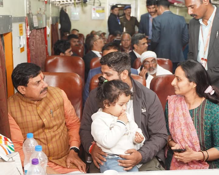 Mohan yadav in train news