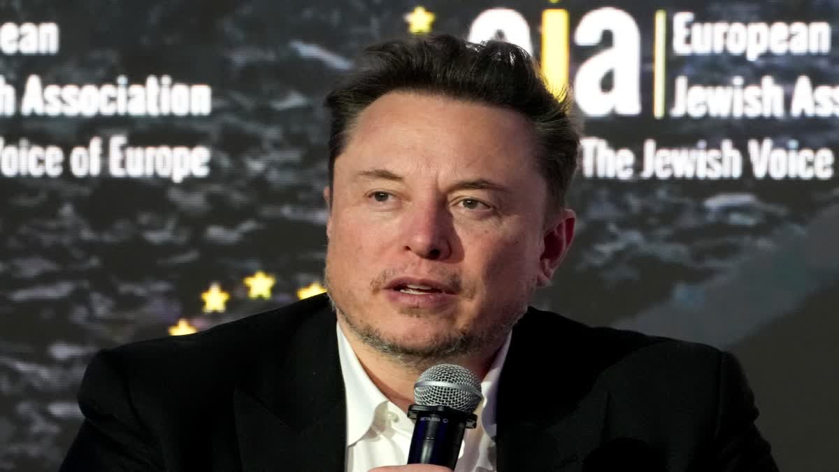 Former Twitter Executives Sue Elon Musk