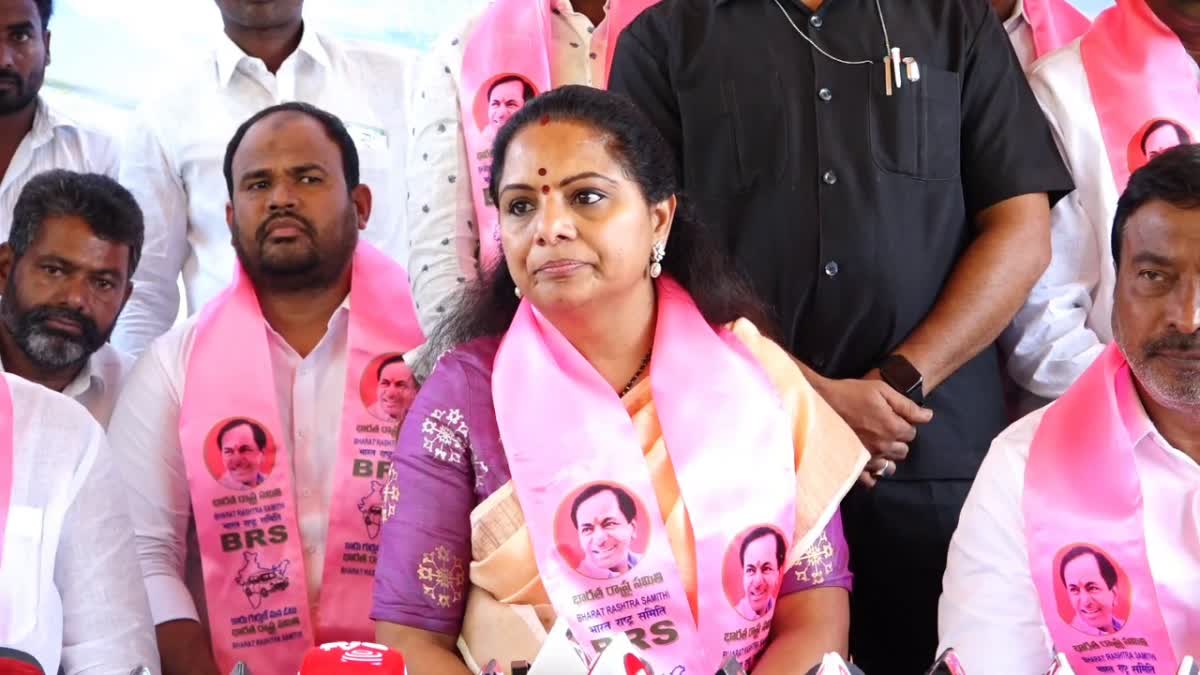 MLC Kavitha Visit Bhodhan Hostel In Kamareddy