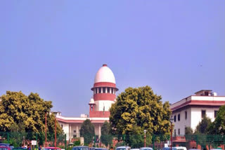 The Supreme Court on Tuesday directed the Centre to clarify the process of empanelling of male officers as compared to their female counterparts. The bench headed by CJI took into account the submission and asked Attorney General R Venkataramani to file an affidavit explaining the central government's position.