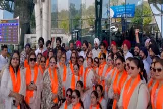 indore Group of 50 women trip to Pakistan