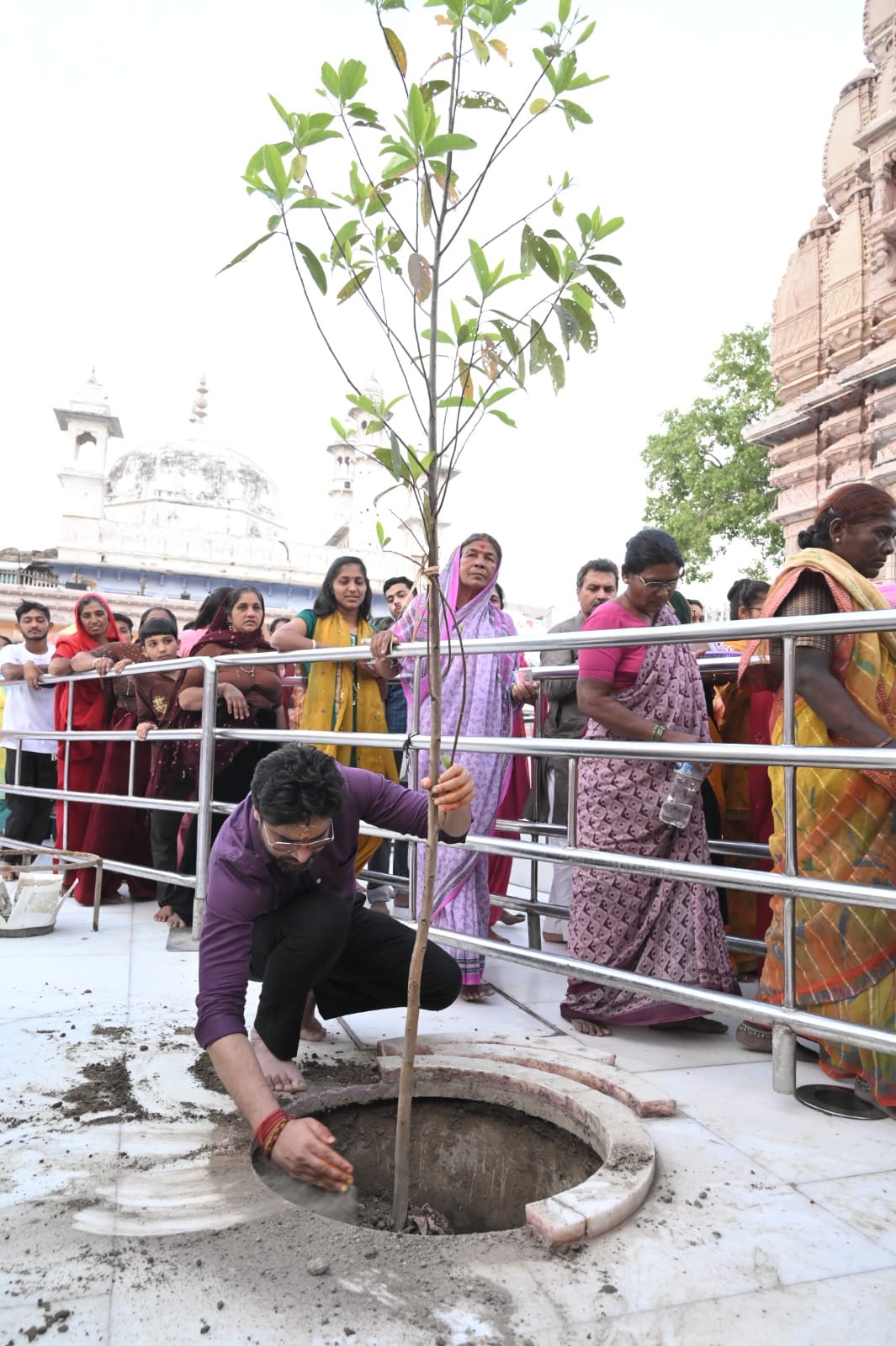 Varanasi resident will get entry into Kashi Vishwanath temple from separate gate