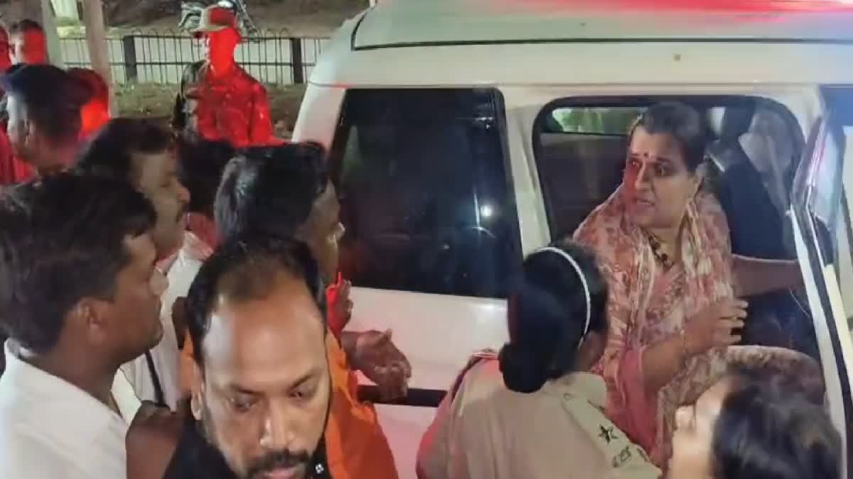 bokaro-steel-plant-gate-opened-and-mla-shweta-singh-in-custody