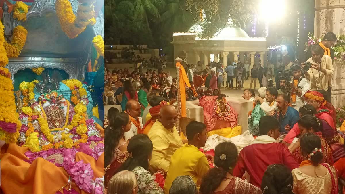 ત્રિકમરાજી અને માધવરાયજીની પૂજા વૈશ્ર્ણવ પરંપરા મુજબ કરવામાં આવી રહી છે