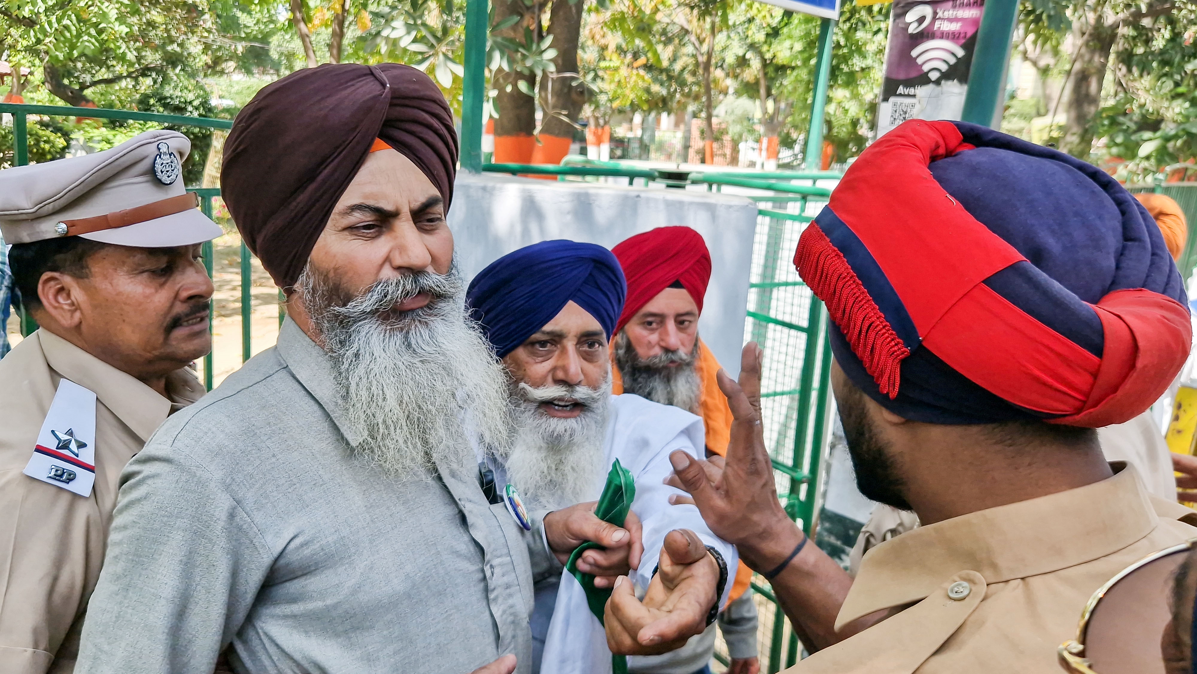 Farmers Protest 2.0 Falls