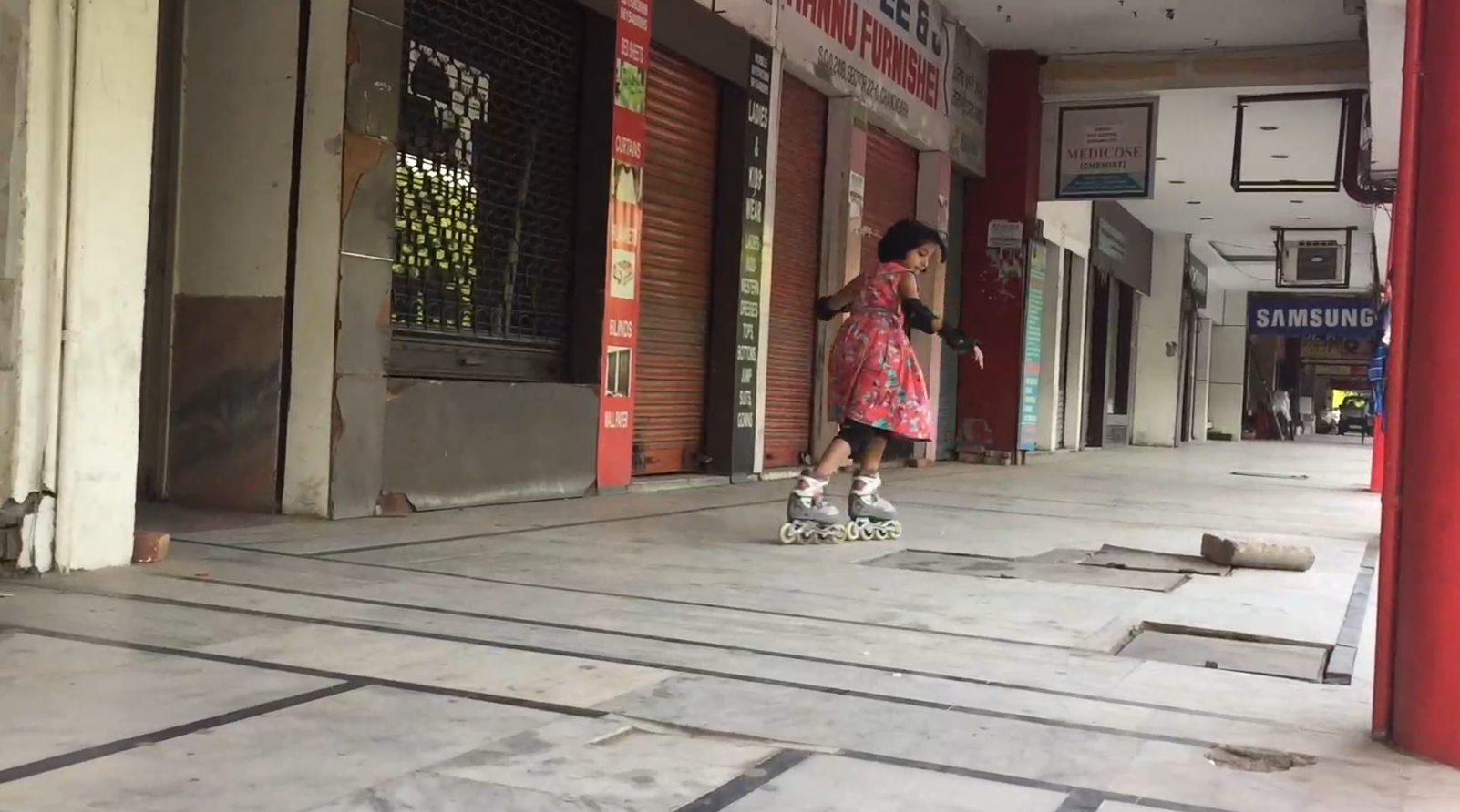 Chandigarh skating girl Janvi Jindal learned skating by watching YouTube does Bhangra wearing skates now in Guinness World Records