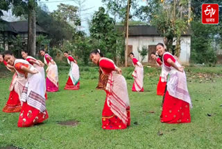 Groups of girls busy in preparing for Jeng Bihu in Dibrugarh