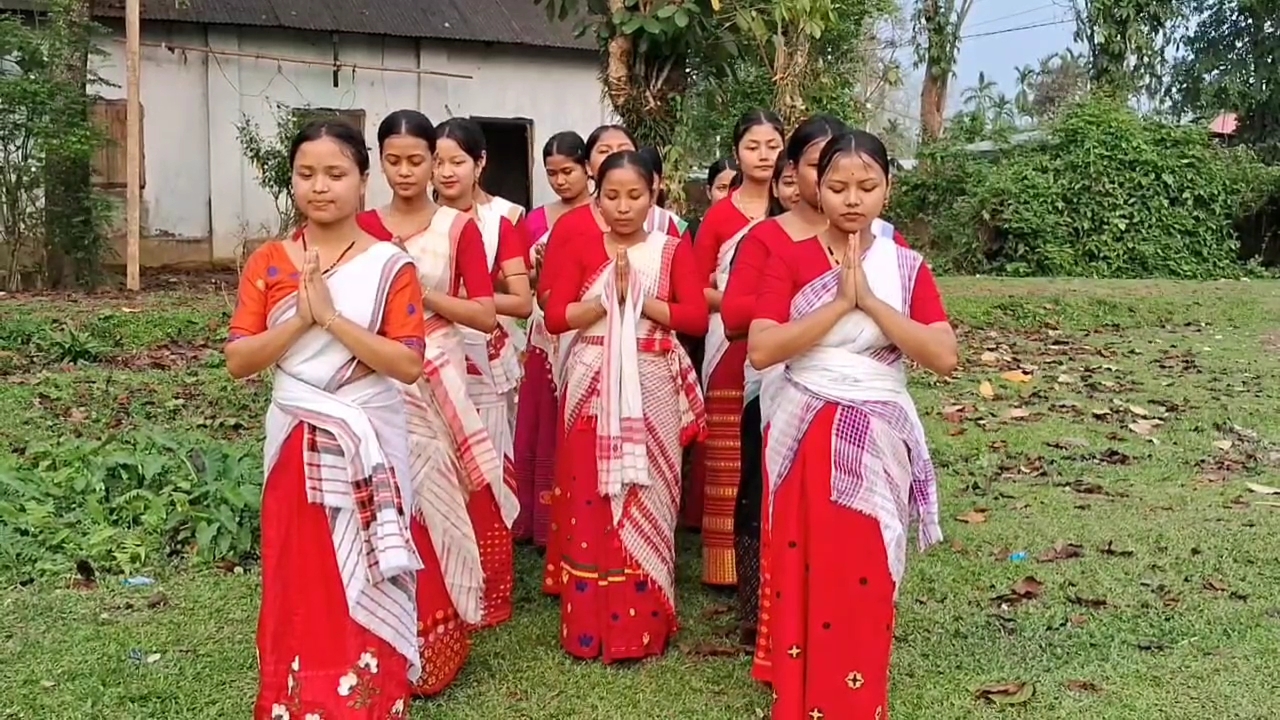 Groups of girls busy in preparing for Jeng Bihu in Dibrugarh