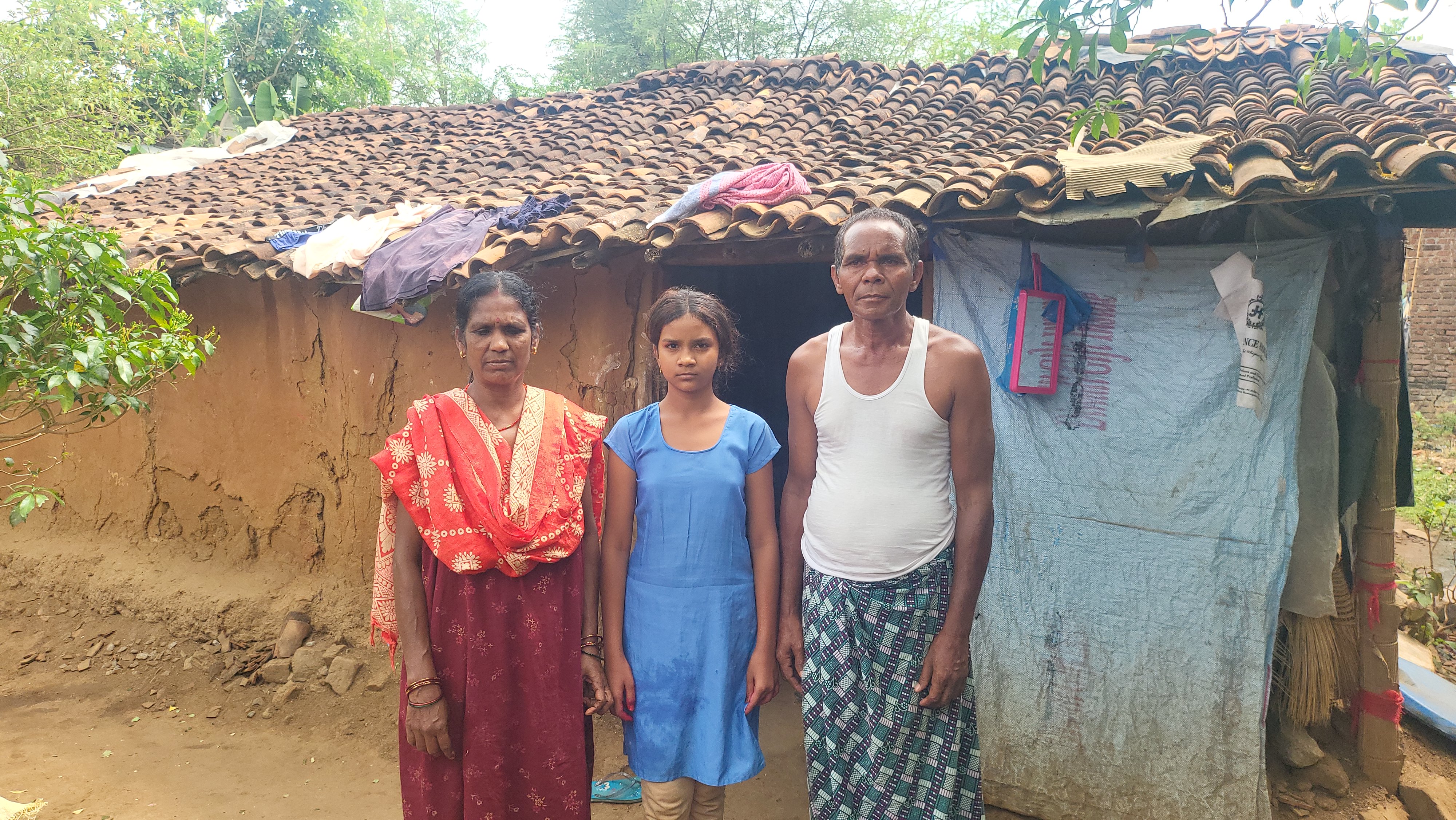 Rickshaw puller Gobinda Bag with Family