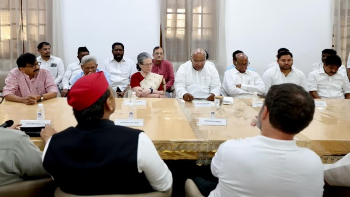 Kharge at INDIA bloc meeting