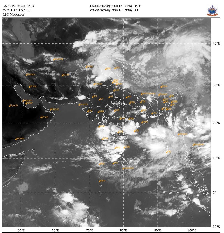 Monsoon reaches Telangana Goa know when monsoon will knock in Haryana NCR IMD Monsoon Tracker Rainfall prediction Weather Update Heat wave