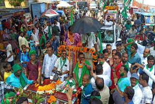 Victory procession of Nalin Soren