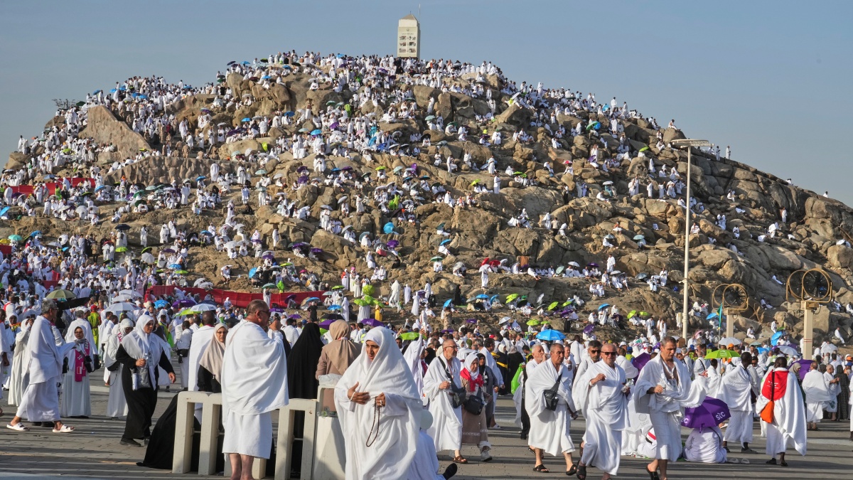 making-the-most-of-hajj-tips-for-physical-and-mental-well-being-amid-pilgrimage