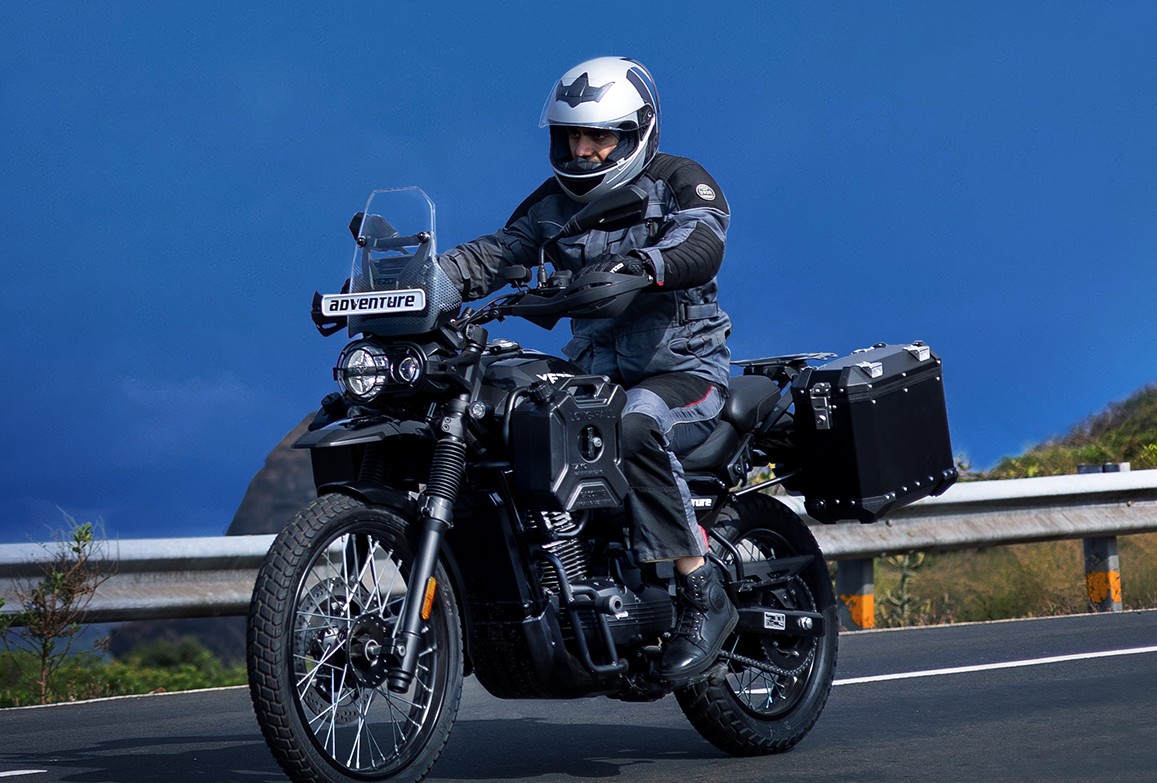 2025 Yezdi Adventure
