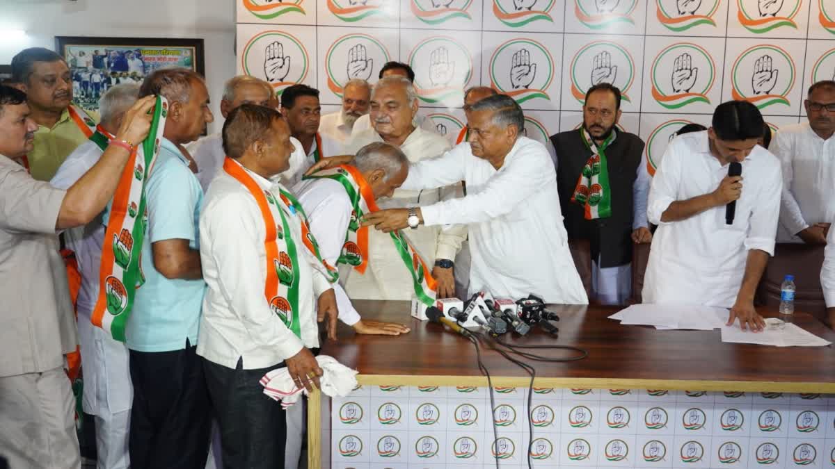 Three former MLAs, several municipal councillors join Congress in Haryana