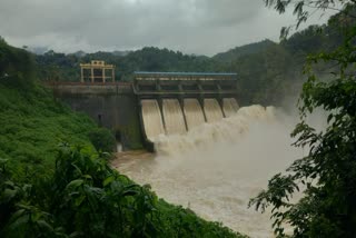 ഇടുക്കിയിൽ തോരാതെ മഴ  Kerala Rain  Idukki Rain  pambla dam opening  Kallarkutty pambla dam opening  പാംബ്ല കല്ലാർകുട്ടി അണക്കെട്ട്