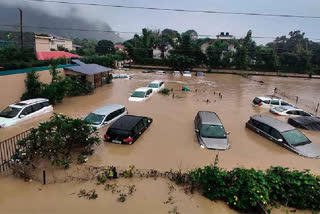 Flash flood in Himachal's Una, 10 houses damaged