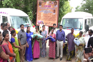 AC vehicle service for mothers and new born babies