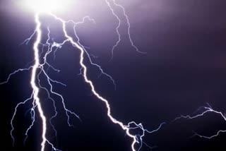 Buxar News  बक्सर में वज्रपात से तीन की मौत  Many People Died Due to Thunderstorm  Thunderstorm Lightning in Bihar  Lightning in Bihar  बिहार में आसमान से बरसी आसमानी आफत  People Died Due to Thunderstorm Lightning in Bihar  People Died Due to Thunderstorm  बिहार में वज्रपात से लोगों की मौत  वज्रपात से 26 लोगों की मौत  बिहार में बारिश  बिहार में बारिश के साथ वज्रपात  बिहार न्यूज  Bihar News  रोहतास में वज्रपात  People killed by lightning in Bihar  Lightning in Bihar  ഇടിമിന്നല്‍ ദുരന്തം  ബിഹാറില്‍ 26 മരണം  ബിഹാറില്‍ 24 മണിക്കൂറിനിടെ 26 മരണം  ബിഹാറില്‍ ഇടിമിന്നലേറ്റ് മരിച്ചത് 26 പേര്‍  ജെഹാനാബാദ്