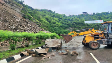 Landslide on Kalka Shimla NH