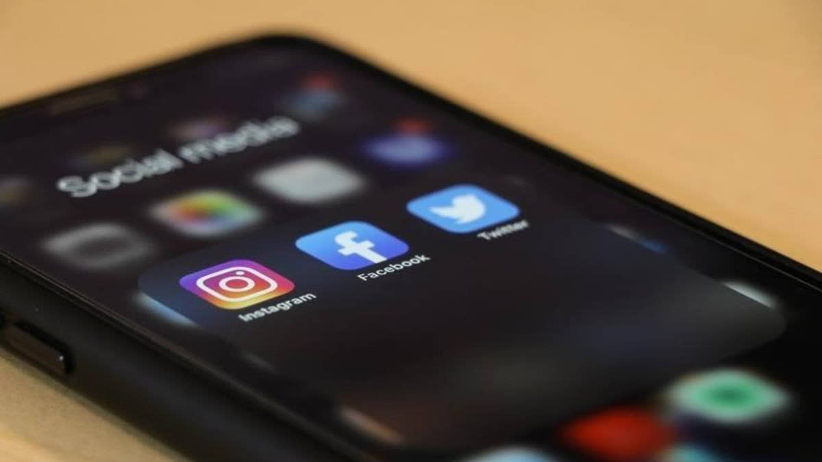 Pakistan to Ban Social Media Platforms for 6 Days to Control 'Hate Material' during Ramadan