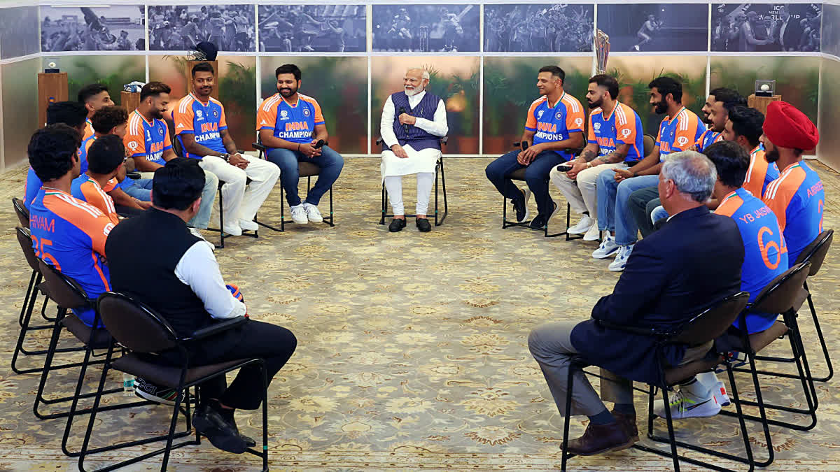 PM Narendra Modi team India meeting